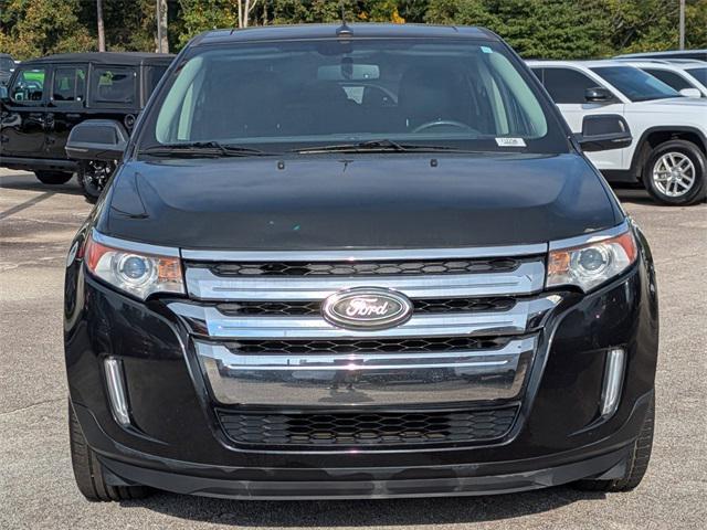 Photo of 2013 Tuxedo Black Metallic Ford Edge