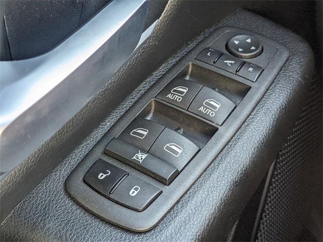 Photo of 2022 Granite Crystal Metallic Clearcoat RAM 1500