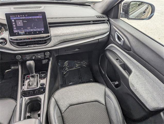 Photo of 2024 Baltic Gray Metallic Clearcoat Jeep Compass