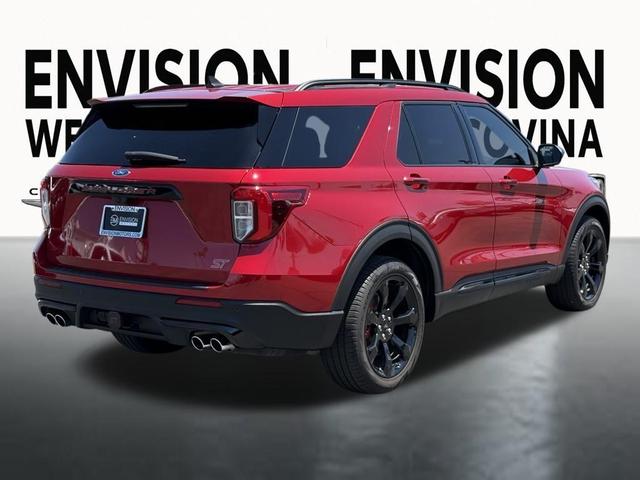 Photo of 2024 Rapid Red Metallic Tinted Clearcoat Ford Explorer