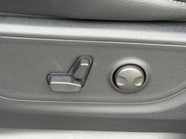 Photo of 2026 Blue Metallic RAM 1500