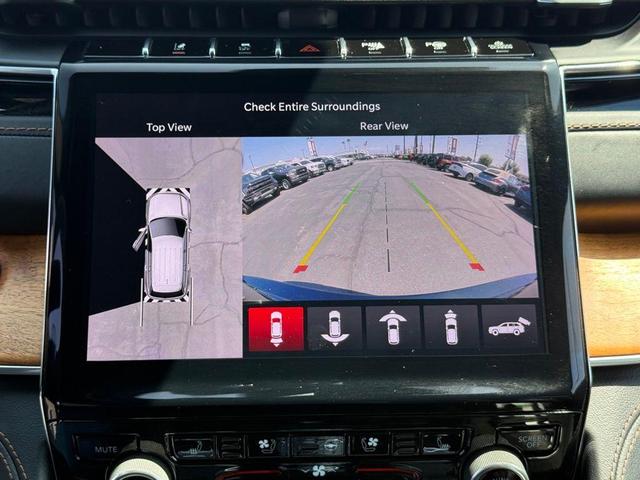 Photo of 2022 Diamond Black Jeep Grand Cherokee