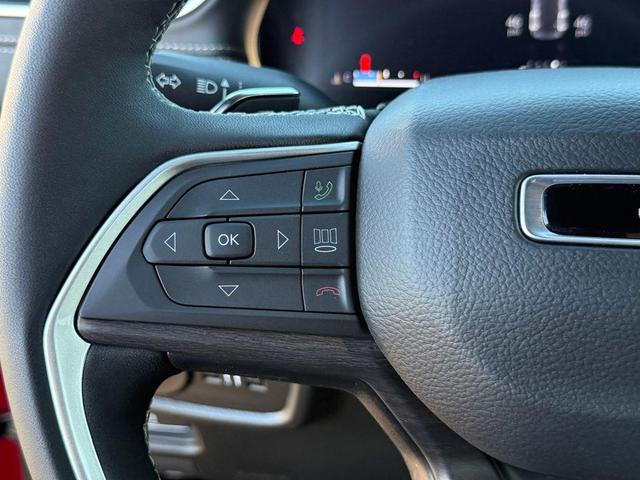 Photo of 2025 Velvet Red Pearlcoat Jeep Grand Cherokee