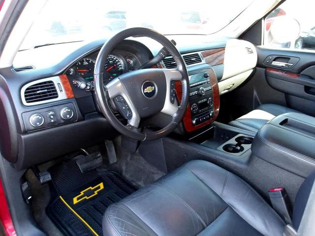 Photo of 2013 Maroon Chevrolet Suburban