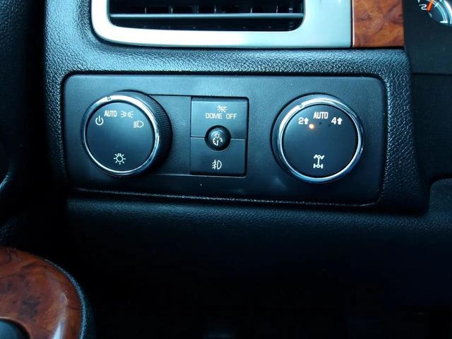 Photo of 2013 Maroon Chevrolet Suburban