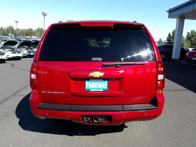 Photo of 2013 Maroon Chevrolet Suburban