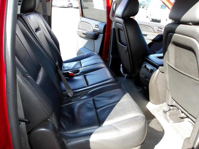 Photo of 2013 Maroon Chevrolet Suburban
