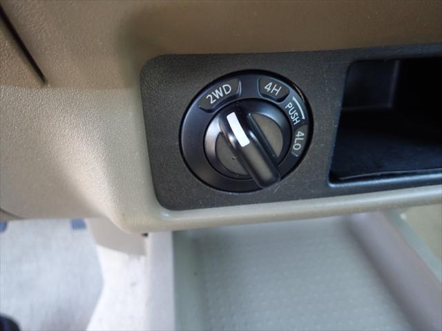 Photo of 2007 Black Nissan Frontier