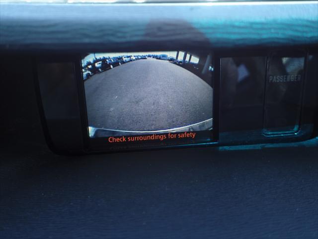 Photo of 2011 Silver Toyota Sienna