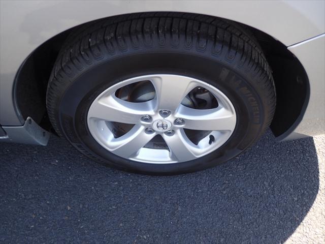 Photo of 2011 Silver Toyota Sienna