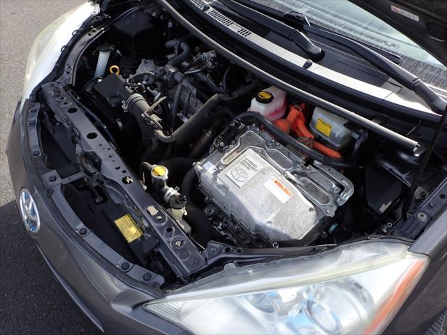Photo of 2012 Gray Toyota Prius c