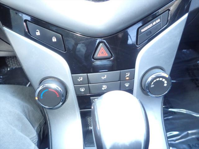 Photo of 2014 Gray Chevrolet Cruze