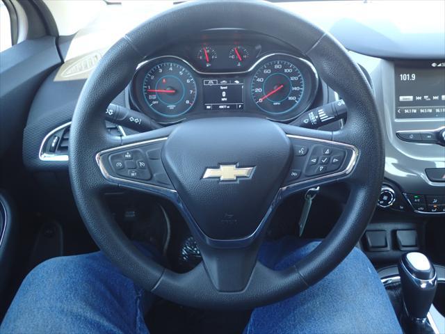 Photo of 2018 Red Chevrolet Cruze