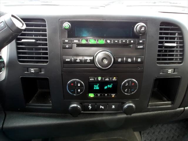 Photo of 2011 Silver GMC Sierra 1500