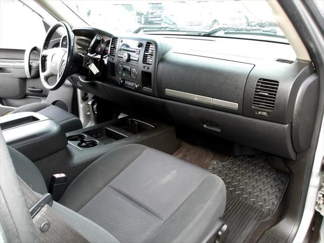 Photo of 2011 Silver GMC Sierra 1500