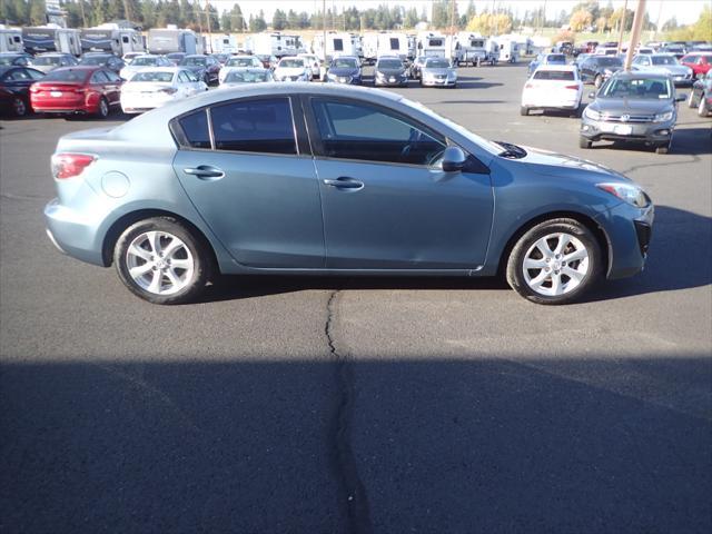 Photo of 2010 Blue Mazda Mazda3