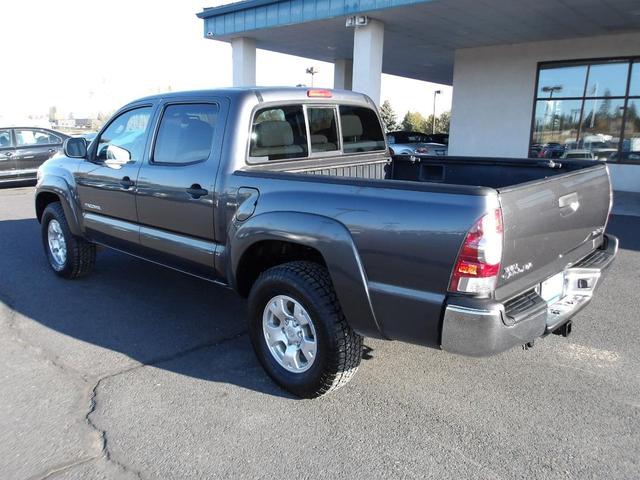 Photo of 2009 Gray Toyota Tacoma