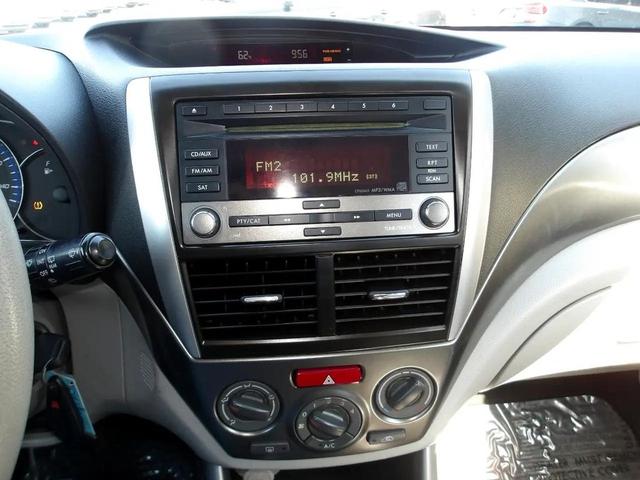 Photo of 2012 Blue Subaru Forester
