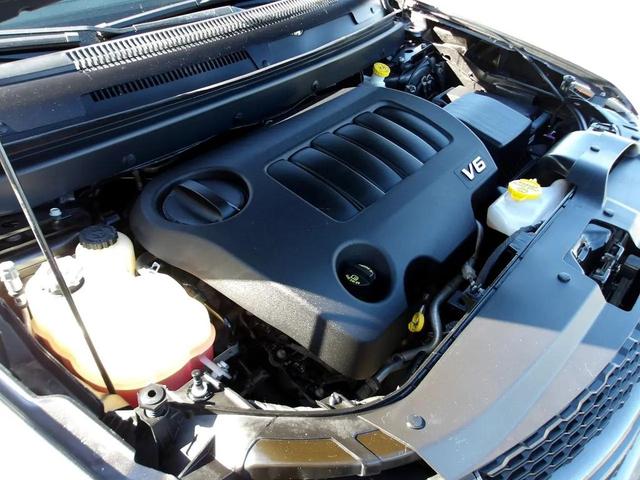Photo of 2019 Gray Dodge Journey