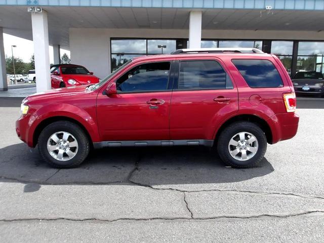 Photo of 2012 Maroon Ford Escape
