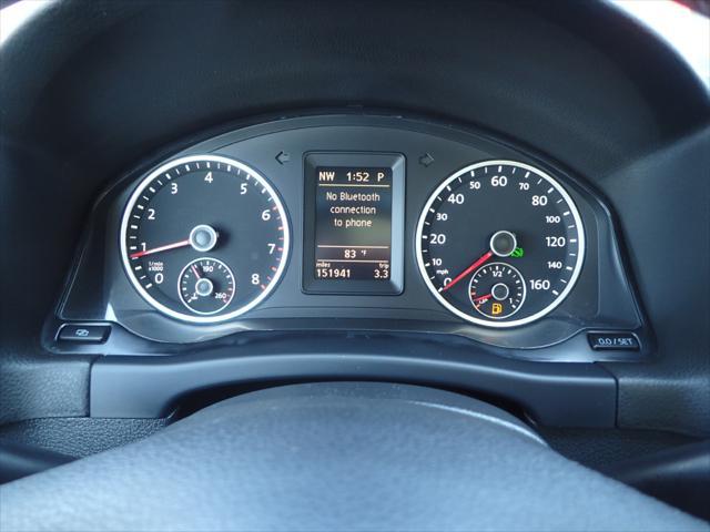 Photo of 2012 Gray Volkswagen Tiguan