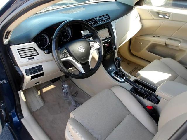 Photo of 2011 Blue Suzuki Kizashi
