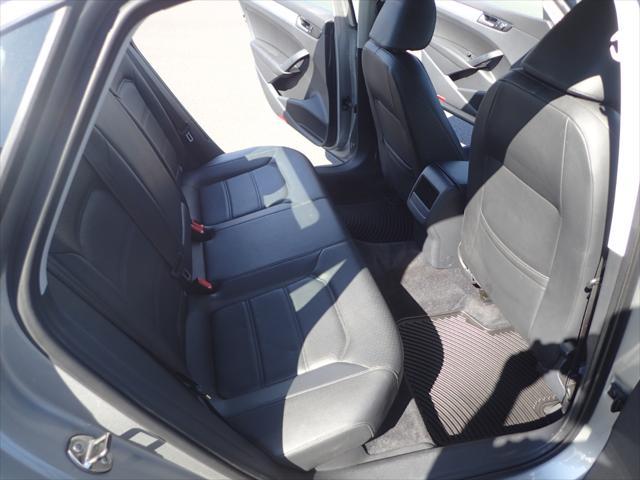 Photo of 2012 Silver Volkswagen Passat