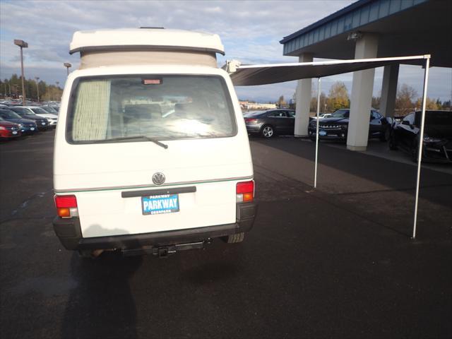 Photo of 1995 White Volkswagen Eurovan