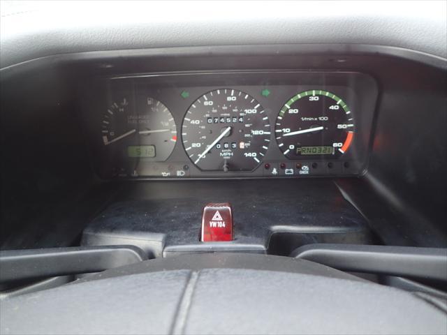 Photo of 1995 White Volkswagen Eurovan
