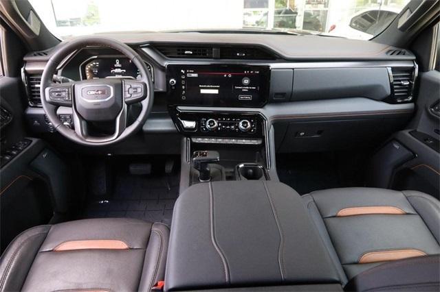 Photo of 2024 Onyx Black GMC Sierra 1500