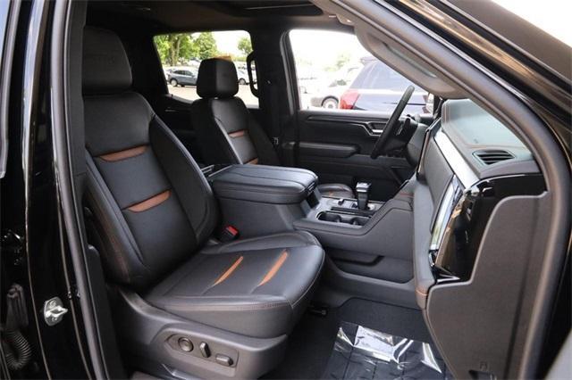 Photo of 2024 Onyx Black GMC Sierra 1500