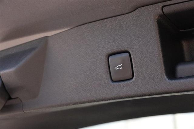 Photo of 2024 Carbonized Gray Metallic Ford Escape