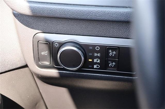 Photo of 2024 Carbonized Gray Metallic Ford Escape