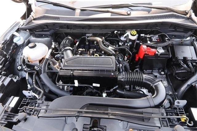 Photo of 2024 Carbonized Gray Metallic Ford Escape
