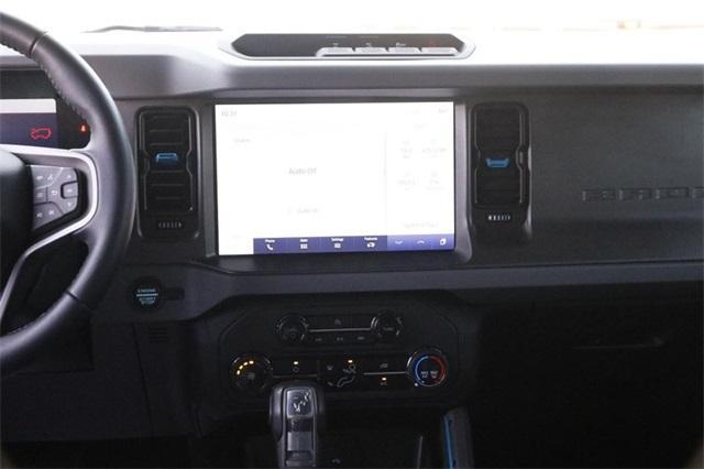 Photo of 2024 Cactus Green / Gray Ford Bronco