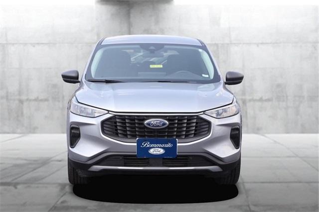 Photo of 2024 Iconic Silver Metallic Ford Escape