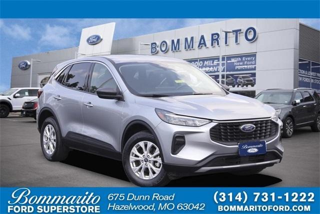 Photo of 2024 Iconic Silver Metallic Ford Escape
