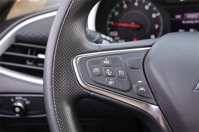 Photo of 2024 Summit White Chevrolet Malibu