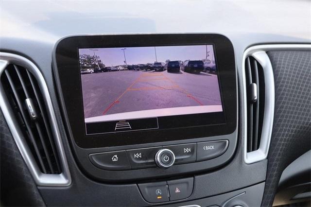 Photo of 2024 Summit White Chevrolet Malibu