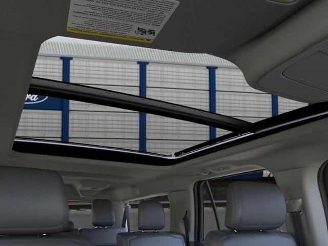 Photo of 2025 Gray Metallic Ford Expedition Max