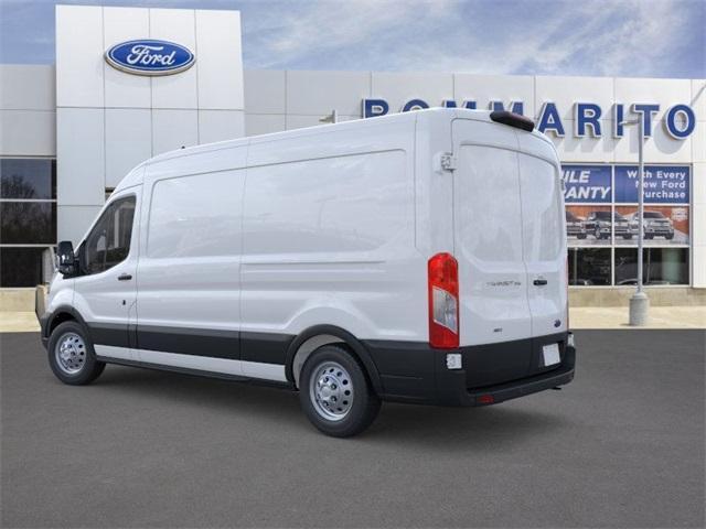 Photo of 2025 Oxford White Ford Transit-250