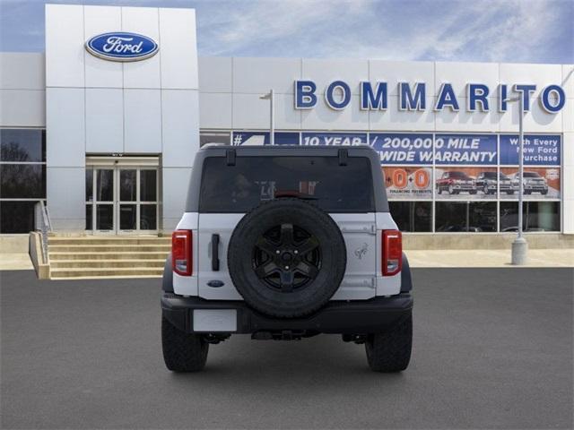 Photo of 2025 Oxford White Ford Bronco