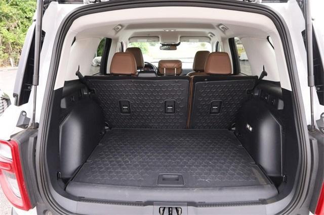 Photo of 2022 Oxford White Ford Bronco Sport