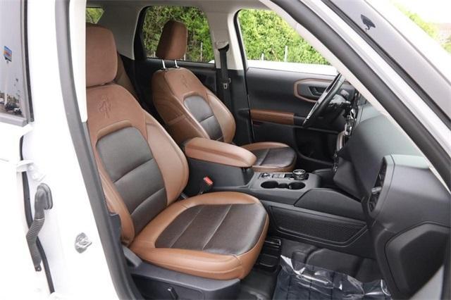 Photo of 2022 Oxford White Ford Bronco Sport
