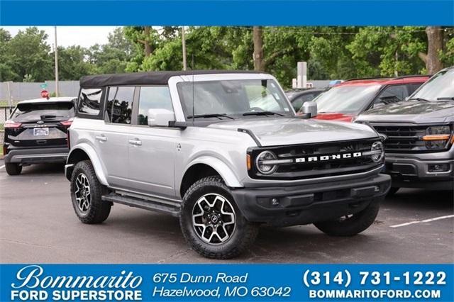 Photo of 2022 Iconic Silver Metallic Ford Bronco