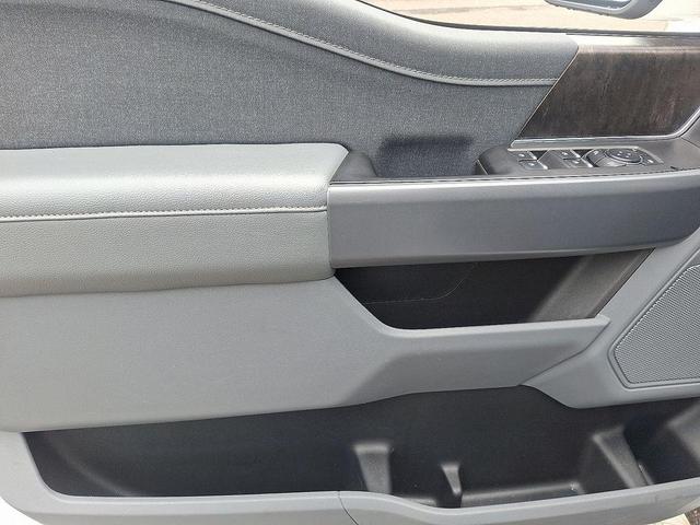 Photo of 2021 Oxford White Ford F-150