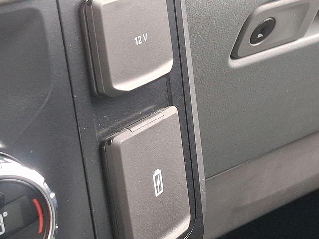 Photo of 2021 Oxford White Ford F-150