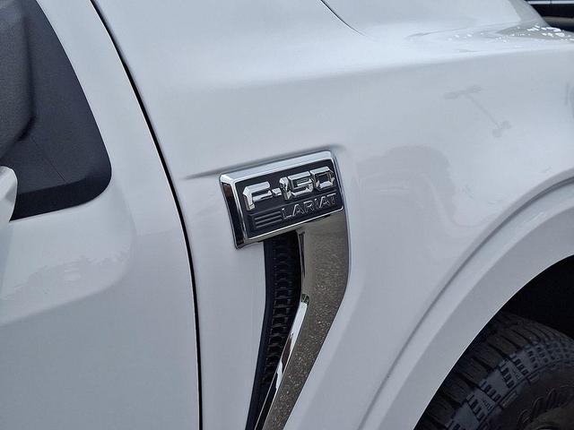 Photo of 2021 Oxford White Ford F-150