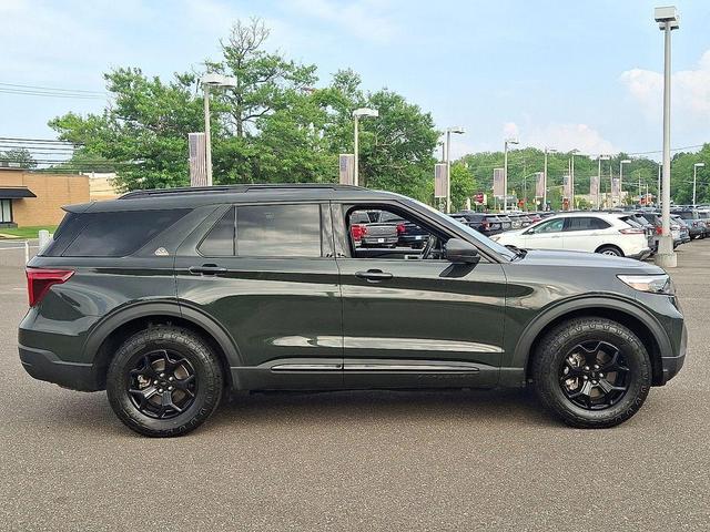 Photo of 2022 Forged Green Metallic Ford Explorer
