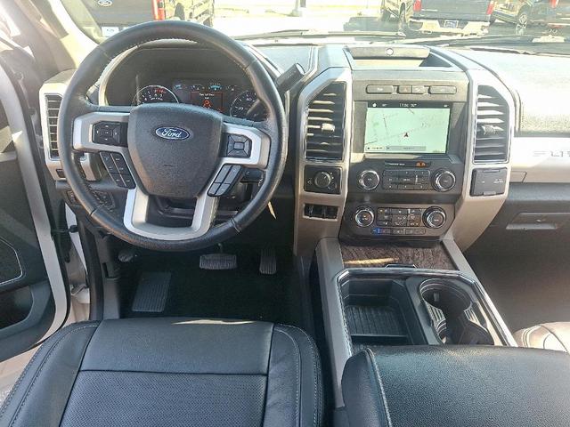 Photo of 2019 White Platinum Tri-Coat Metallic Ford F-350